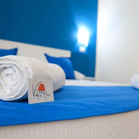 Bed & Breakfast Vicky's House 4*