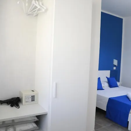 Vicky's House Bed & Breakfast 4*