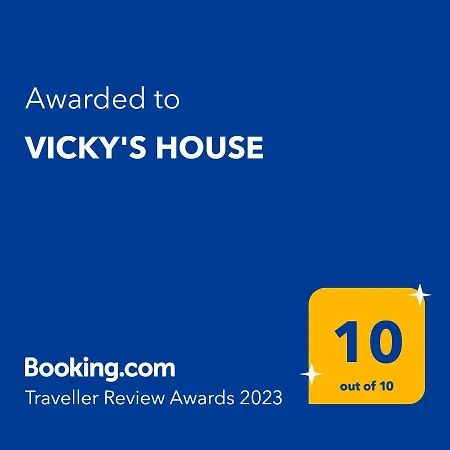 Vicky's House Bed & Breakfast *
