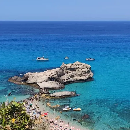 Bed & Breakfast Vicky's House Parghelia